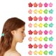 thumbnail image 1 of 100 piezas de pinzas para el cabello con forma de flor de colores dulces, pinzas pequeñas para el flequillo, accesorios para el cabello para niñas y adultos, 1 of 6