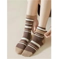 thumbnail image 5 of YooGuoGuo Women's 5 Pairs Retro Plaid Floral Crew Socks Casual Soft Socks, 5 of 5