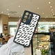 thumbnail image 2 of ¡Destaca entre la multitud con nuestra llamativa protección para iPhone con estampado gráfico!, 2 of 4