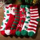 thumbnail image 3 of Calcetines borrosos de Navidad con aislamiento grueso de pareja de absorción de sudor cálido, 3 of 4