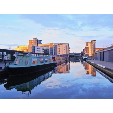 Union Canal - Edinburgh Quay and the Lochrin Basin, boats on The Union Canal, Edinburgh, Lothian, Scotland, Unite Print Wall Art By Karol Kozlowski