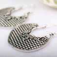 thumbnail image 3 of kusrkot Vintage Folk U Forme Sculptée Bijoux Boucles d'Oreilles Anciennes, 3 of 8