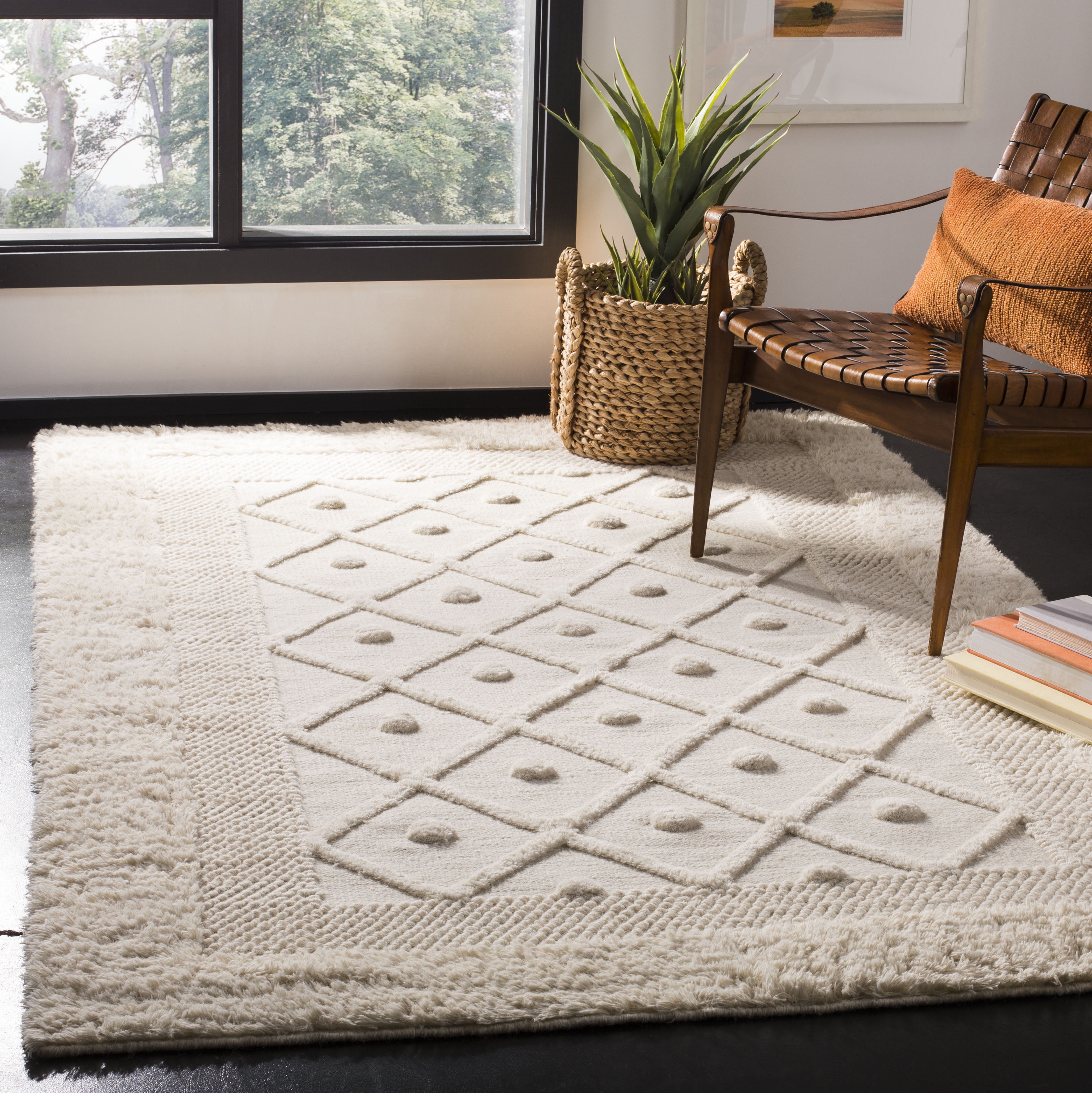 Safavieh Kenya Ulysses Solid Geometric Area Rug