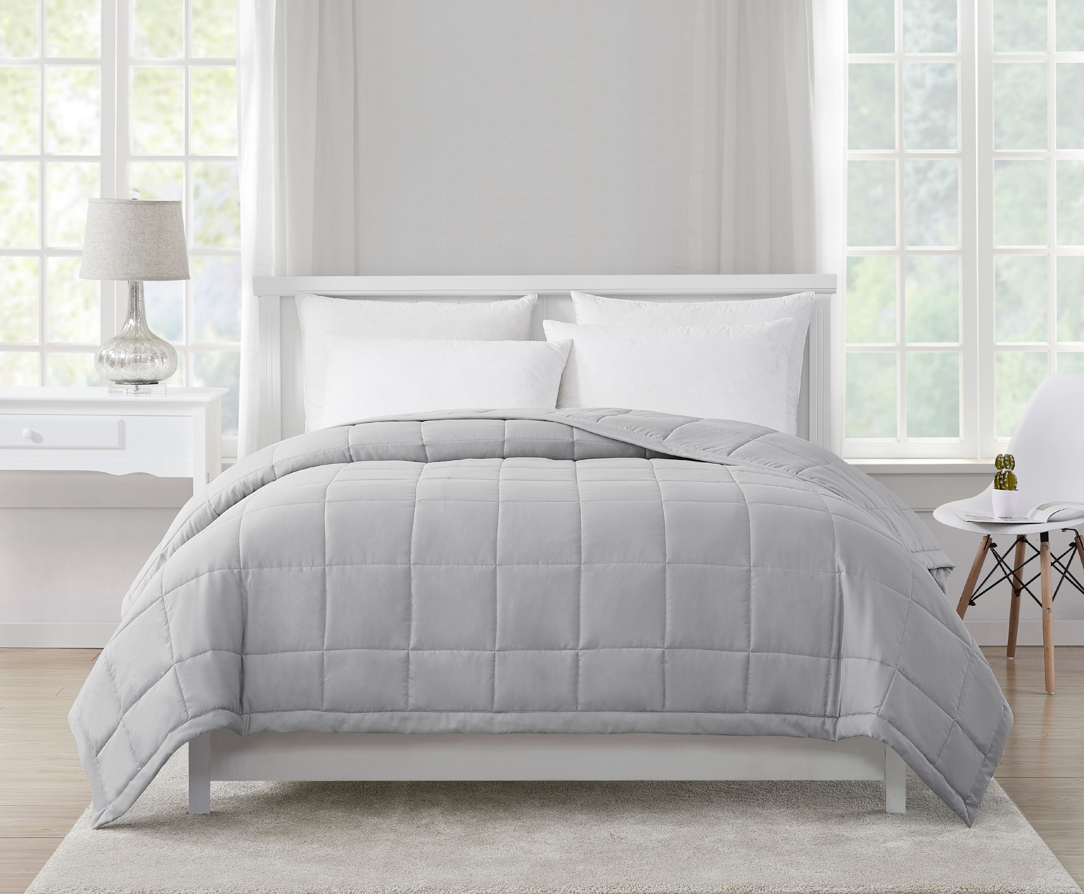 Photo 1 of Mainstays Solid Twin Down Alternative Blanket in Gray