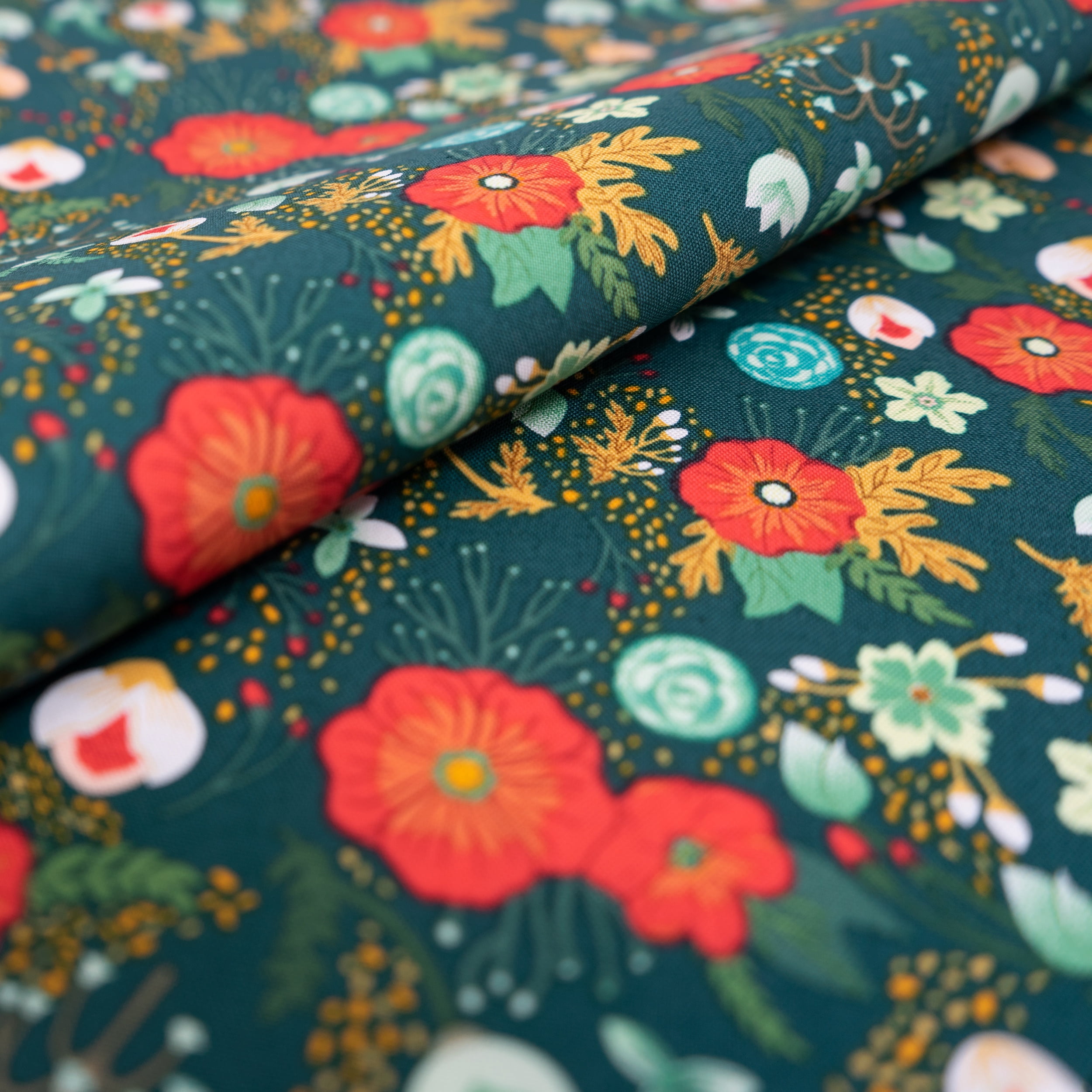 Singer Cotton Print Fabric, 100% Cotton, 1 Yard Precut, Nordic Floral