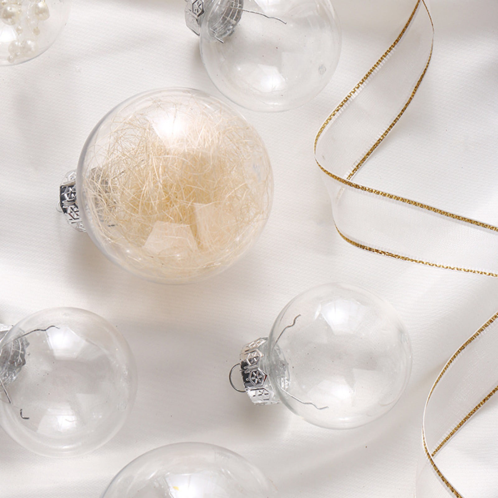 Clear Fillable Plastic Christmas Balls Ornament, 18Pcs DIY Craft Xmas Tree Decor Balls Fillable Bauble Ornament Balls for Holiday Wedding Party Decoration