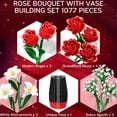 thumbnail image 3 of Set de construcción de ramos de flores Asoulin Roses con jarrón, 1077 piezas, 3 of 9