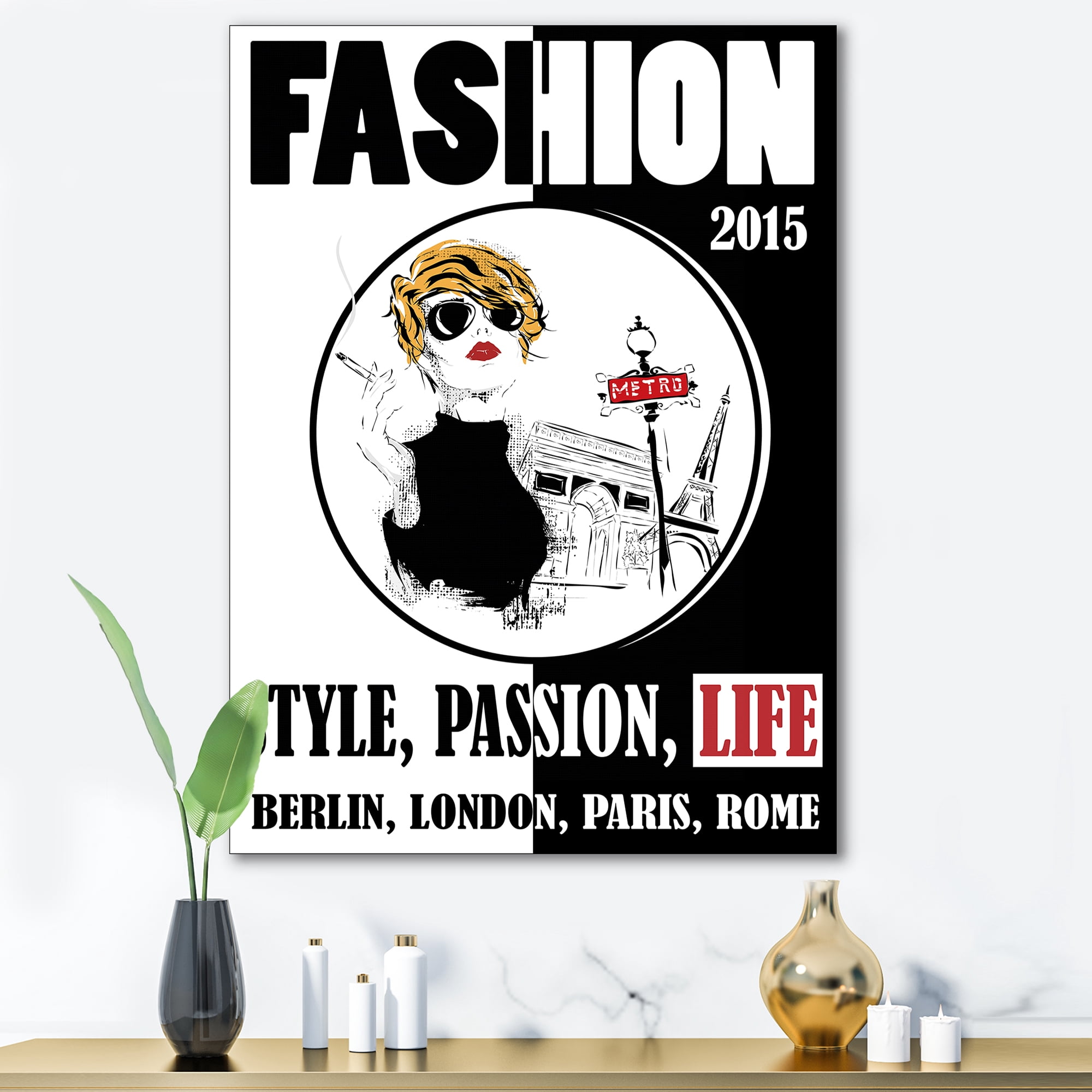 Designart ' Style Passion Life Fashion Woman I ' Vintage Canvas Wall Art Print