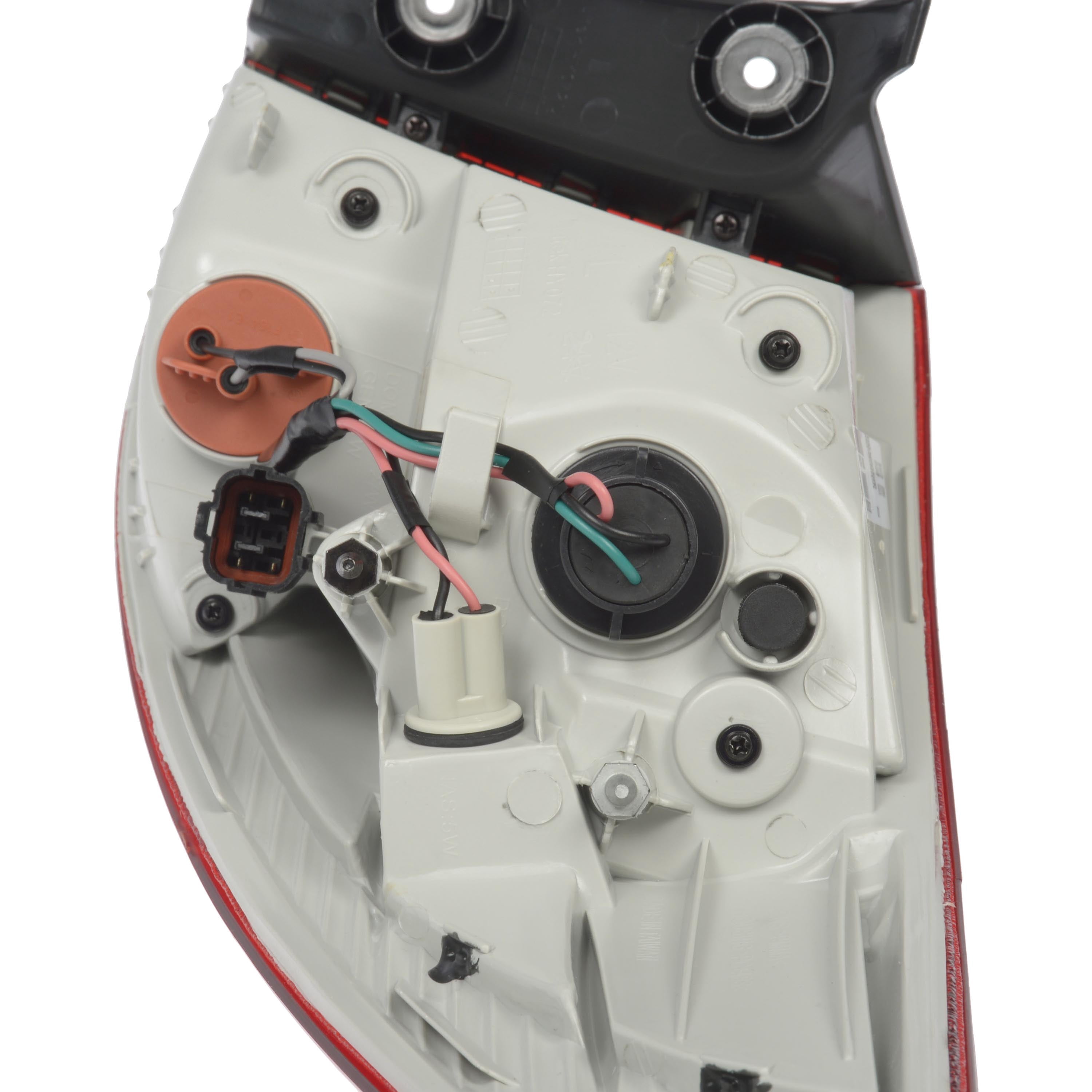 Dorman 1570095 Driver Side Tail Light Assembly for Specific Hyundai Models