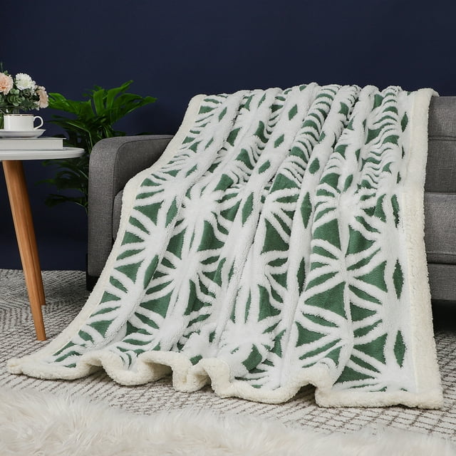 Manta de felpa Sherpa suave con copos de nieve Piccocasa para sofá cama verde Twin(60" x 80")
