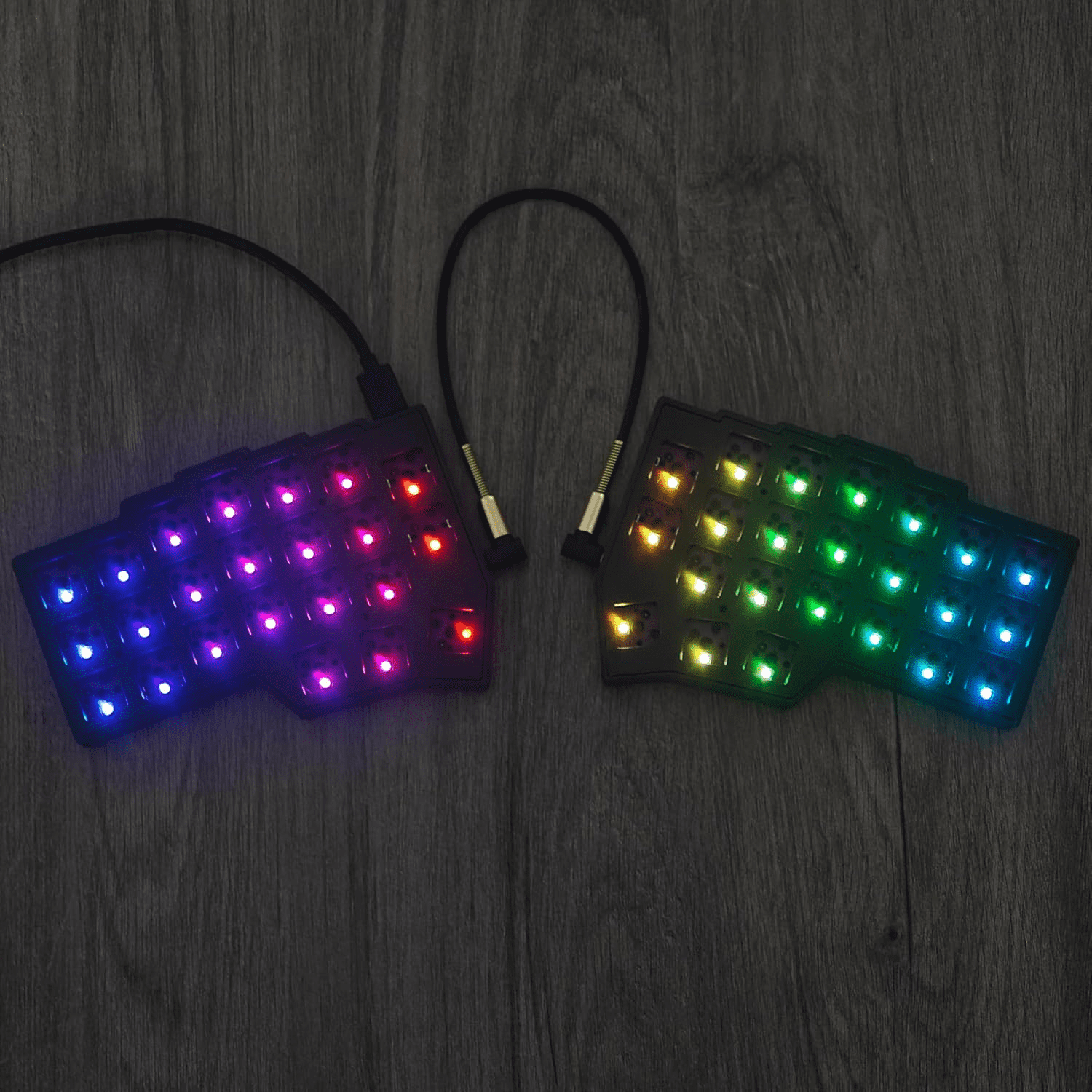 Corne V4.1 Split Keyboard 46 Keys Ergonomic Hotswappable 40% Layout Gaming Keyboard Kit RGB QMK Vial All Key Programmable