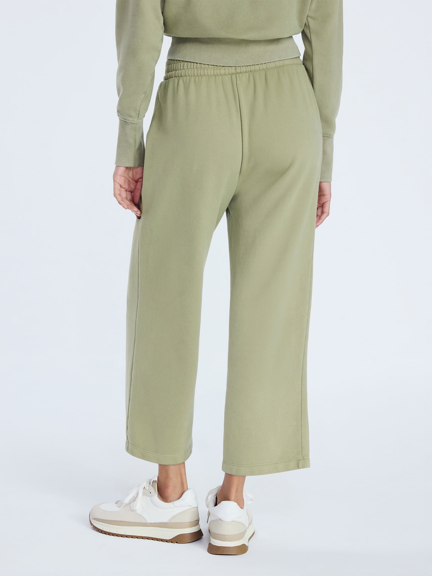 Free Assembly Women's and Women's Plus Cropped Sweatpants, 23" Inseam, Sizes XS-4X