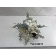 thumbnail image 1 of Senmasine Navidad Pick Bayas Rojas Conos de Pino Arreglo Floral Corona Decoración de Vacaciones de Invierno Púas de Pino de Navidad, 1 of 4