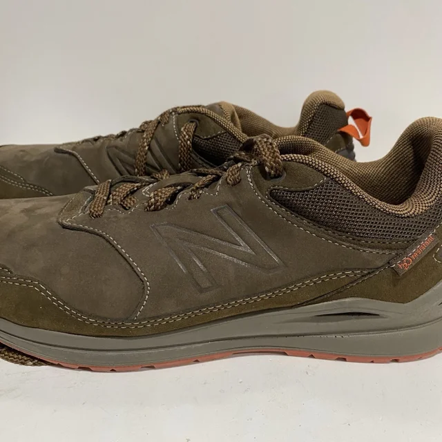 New Balance Shoes Mens Size 9 Brown Suede H2O Resistant Sneakers