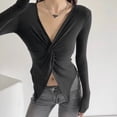 thumbnail image 2 of Camisetas cortas de manga larga para mujer, camisetas ajustadas básicas informales con cuello en V fruncido, camiseta corta sexy de manga larga, negro, 2 of 5
