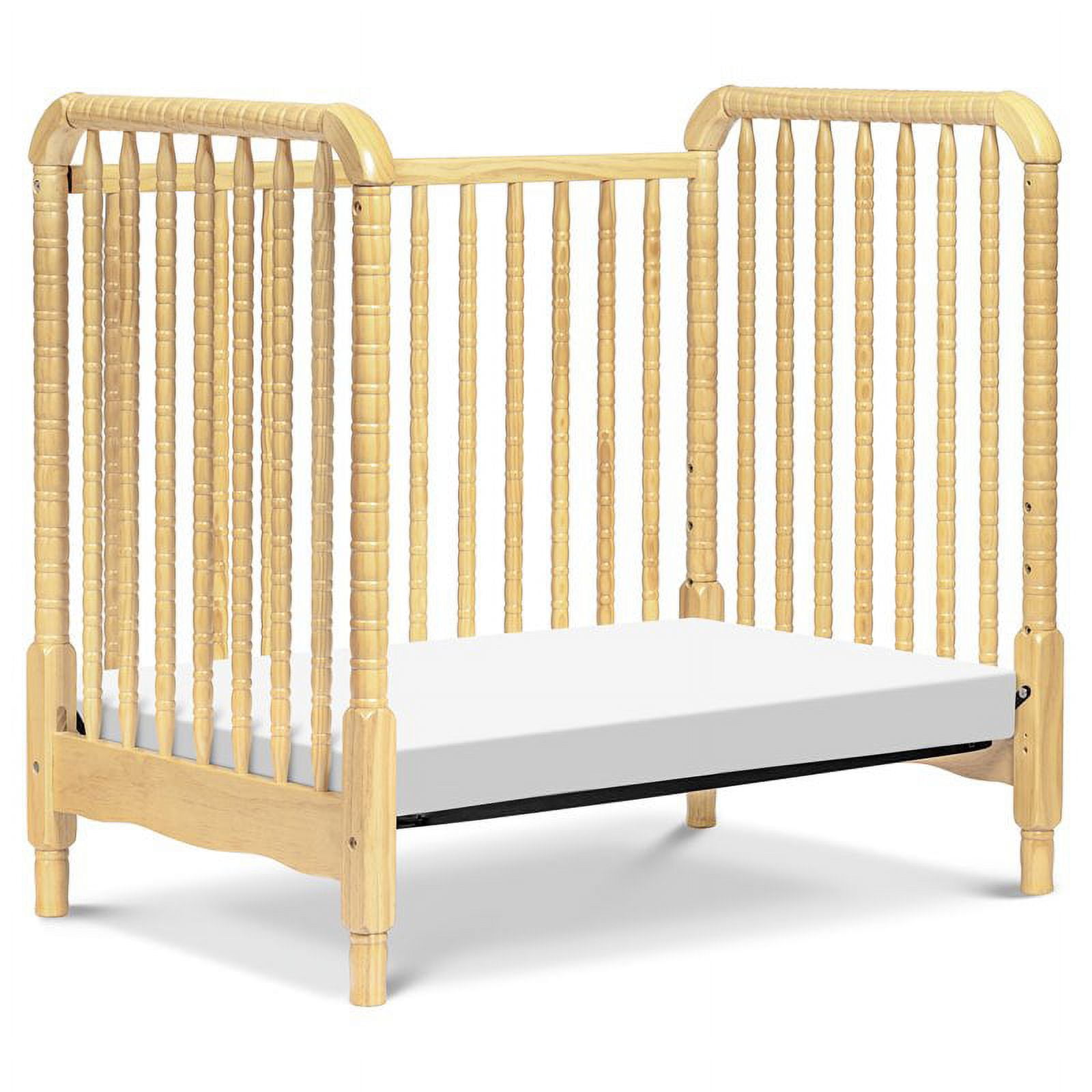 DaVinci Jenny Lind 3-in-1 Convertible Mini Crib