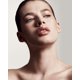 thumbnail image 4 of Brillo de labios FENTY BEAUTY Gloss Bomb Universal 2 ml FENTY GLOW 01, 4 of 8