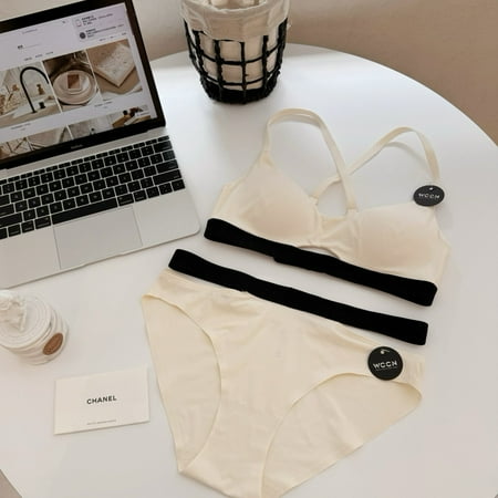 New Thin Light Sports Comfortable Underwear Hollow Sexy Non-Trace Bra Small Chest Push up without Steel Ring Bra Set