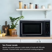 0.7 Cu Ft Countertop 700 Watt Digital Touch