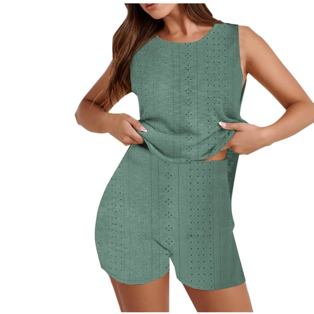 Timegard Ensembles d'Été pour Femmes 2 Pcs Débardeur à Oeillets à Col Rond et Shorts Ensembles de Détente Confortables et Ajustés
