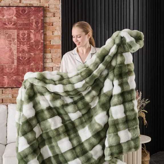 760GSM Faux Rabbit Faux Fur Throw Blanket,Super Thick Warm Bubble Blanket Throw,Fuzzy Luxury Plush Decorative Blanket for Couch Bed Sofa(Sage Green Grid Print,60''x 80'')