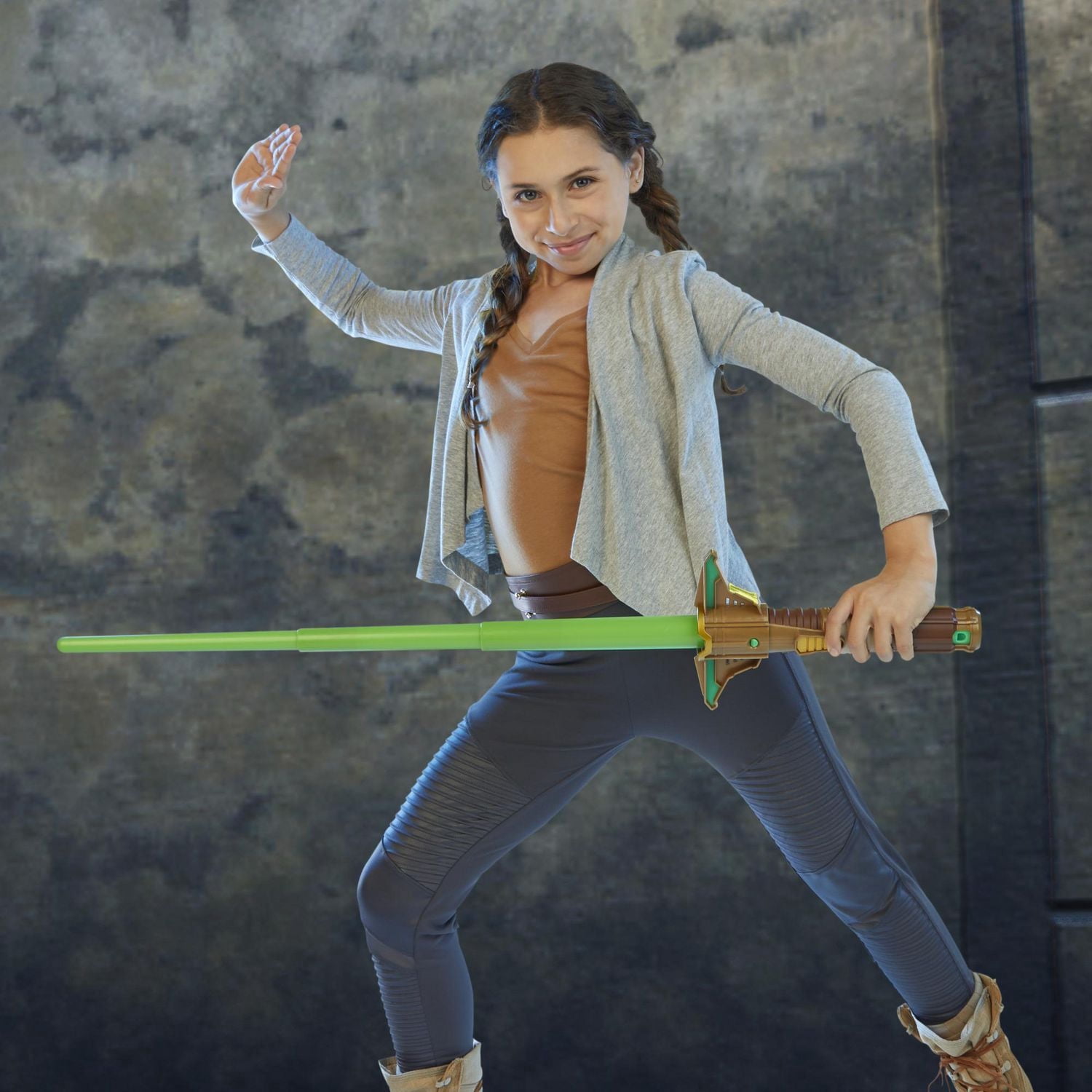 Star Wars Lightsaber Forge, Sabre laser de Yoda à lame verte extensible, jouet de déguisement personnalisable, pour enfants, dès 4 ans