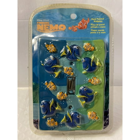 BNIP Amerelle Disney Pixar Finding Nemo Hand Painted Wallplate - 2005
