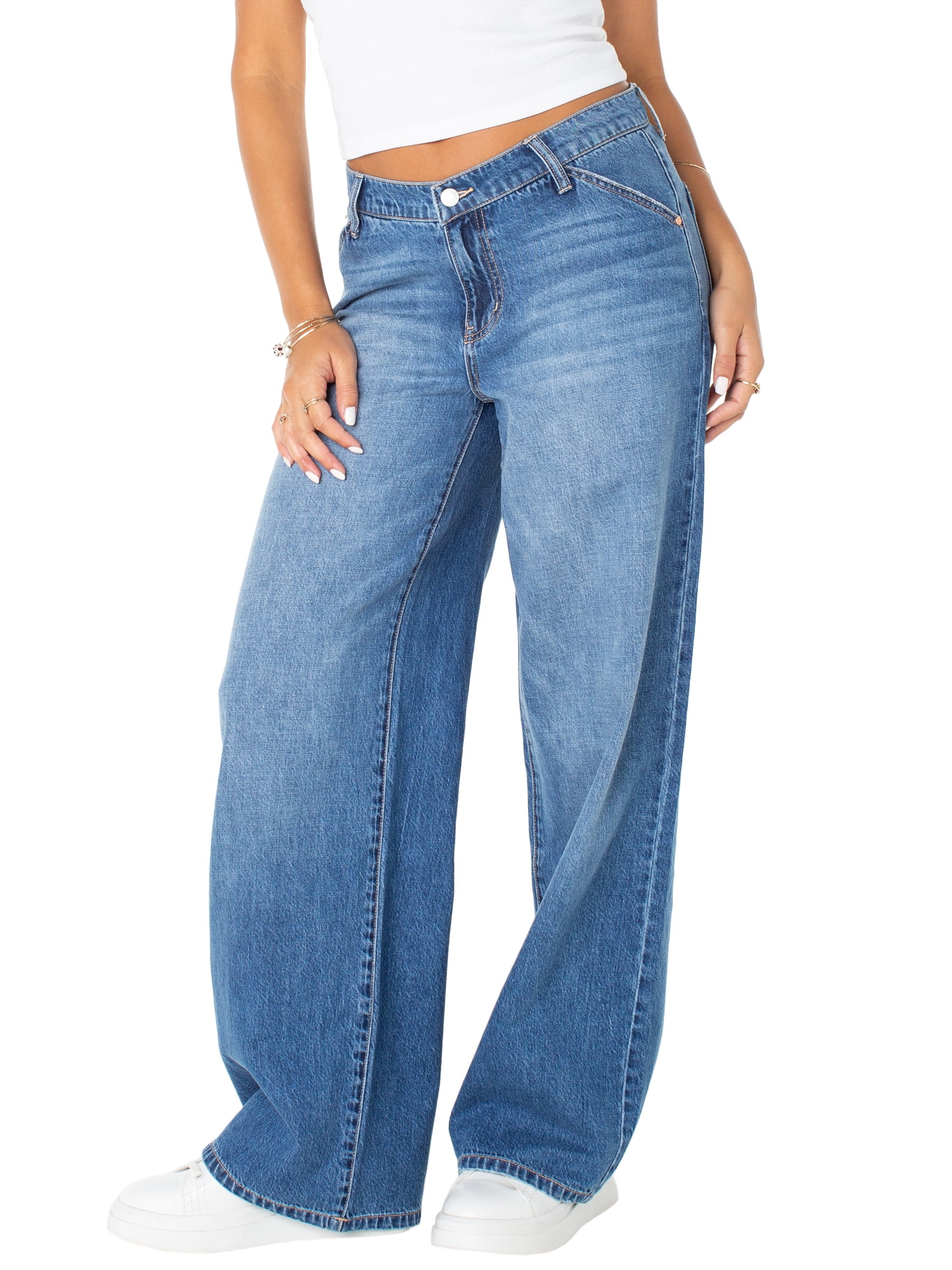 Celebrity Pink Women's and Women's Plus V-Waist Wide Leg Jeans, Available in 30", 32", and 34" inseams, Sizes 1-24W