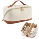 thumbnail image 1 of Bolsa de maquillaje Telena de gran capacidad, de viaje, piel sintética, color beige, 1 of 8