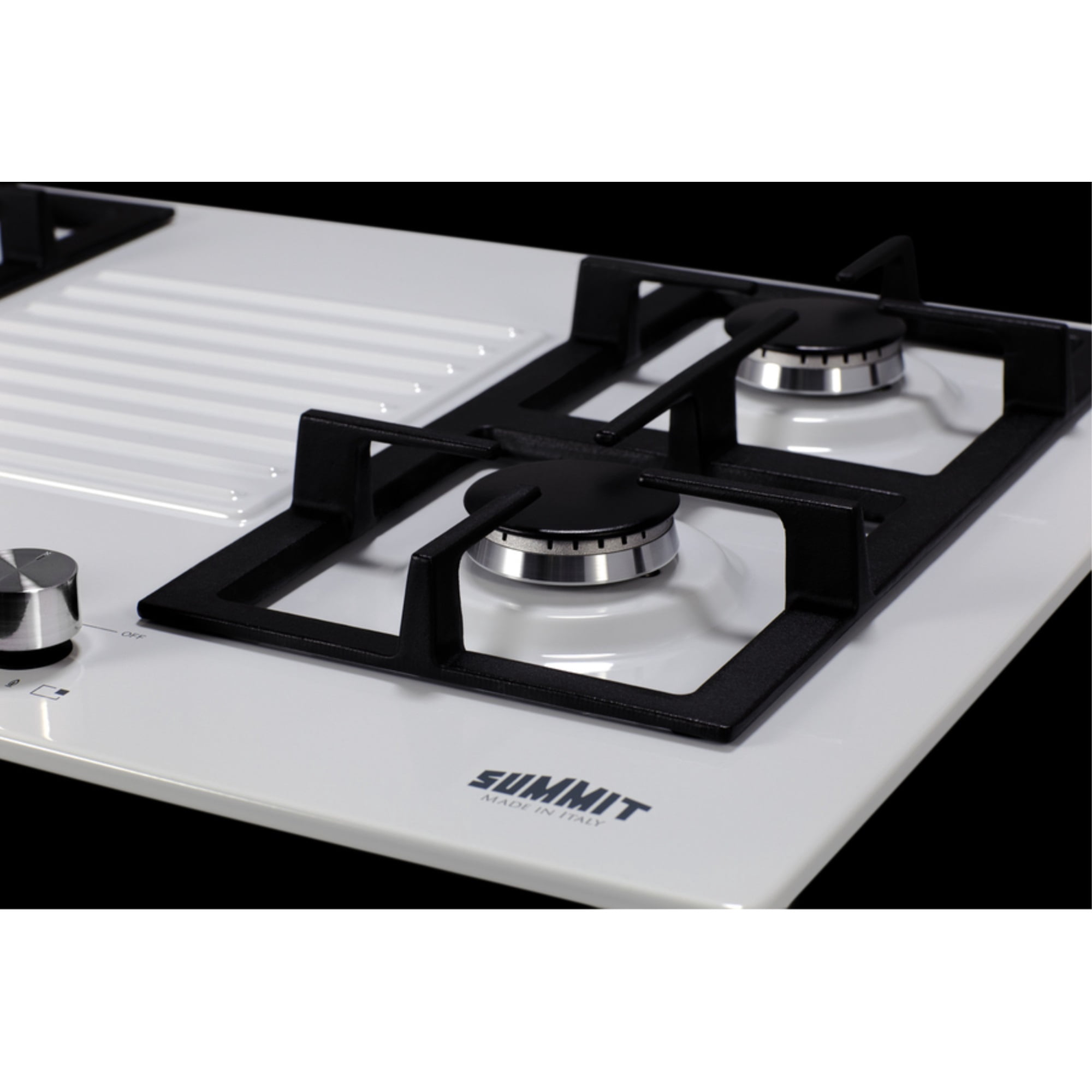 30" wide 4-burner gas cooktop in white with sealed burners and cast iron grates