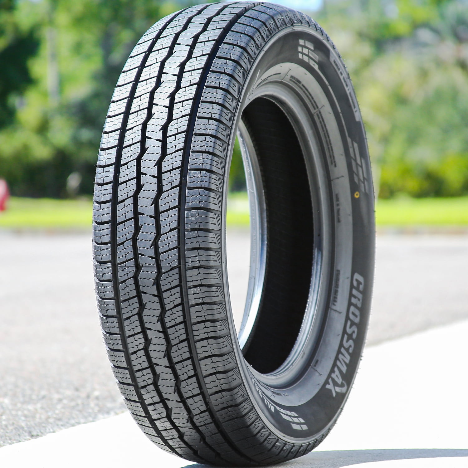 ブッシュ　スマート １６台セット Crossmax CHTS-1 Neumático All-Season High Performance 265/70R16