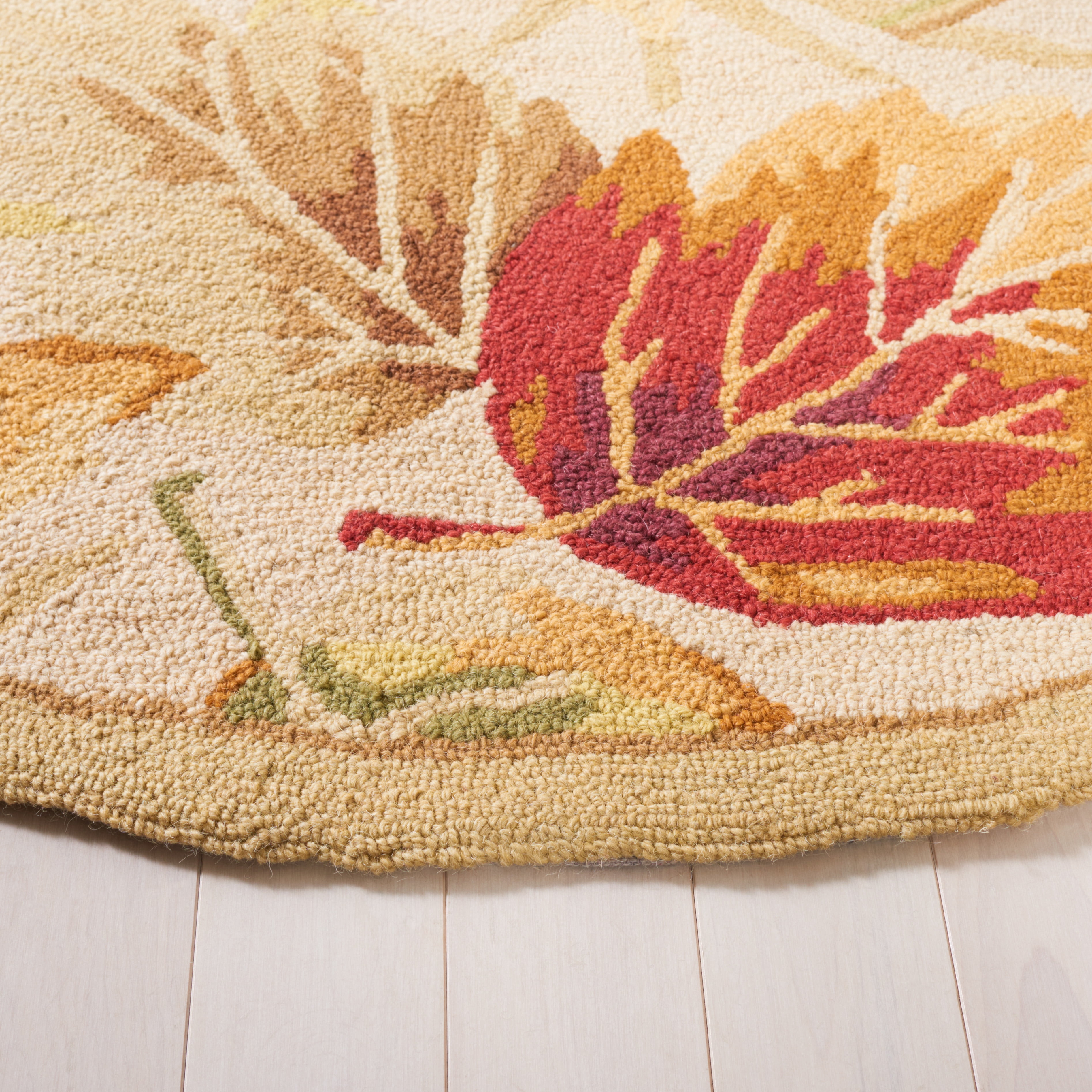 Safavieh Chelsea Enric Floral Area Rug, Ivory, 7'6" x 9'6" Oval