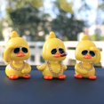 thumbnail image 2 of Adornos de coche de juguete de pato amarillo bonito, decoraciones para salpicadero de coche de pato fresco, muñeco que sacude la cabeza ER, 2 of 2