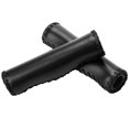 thumbnail image 3 of par de empuñaduras de manillar de bicicleta de PU cosidas a mano con enchufe (negro), 3 of 8
