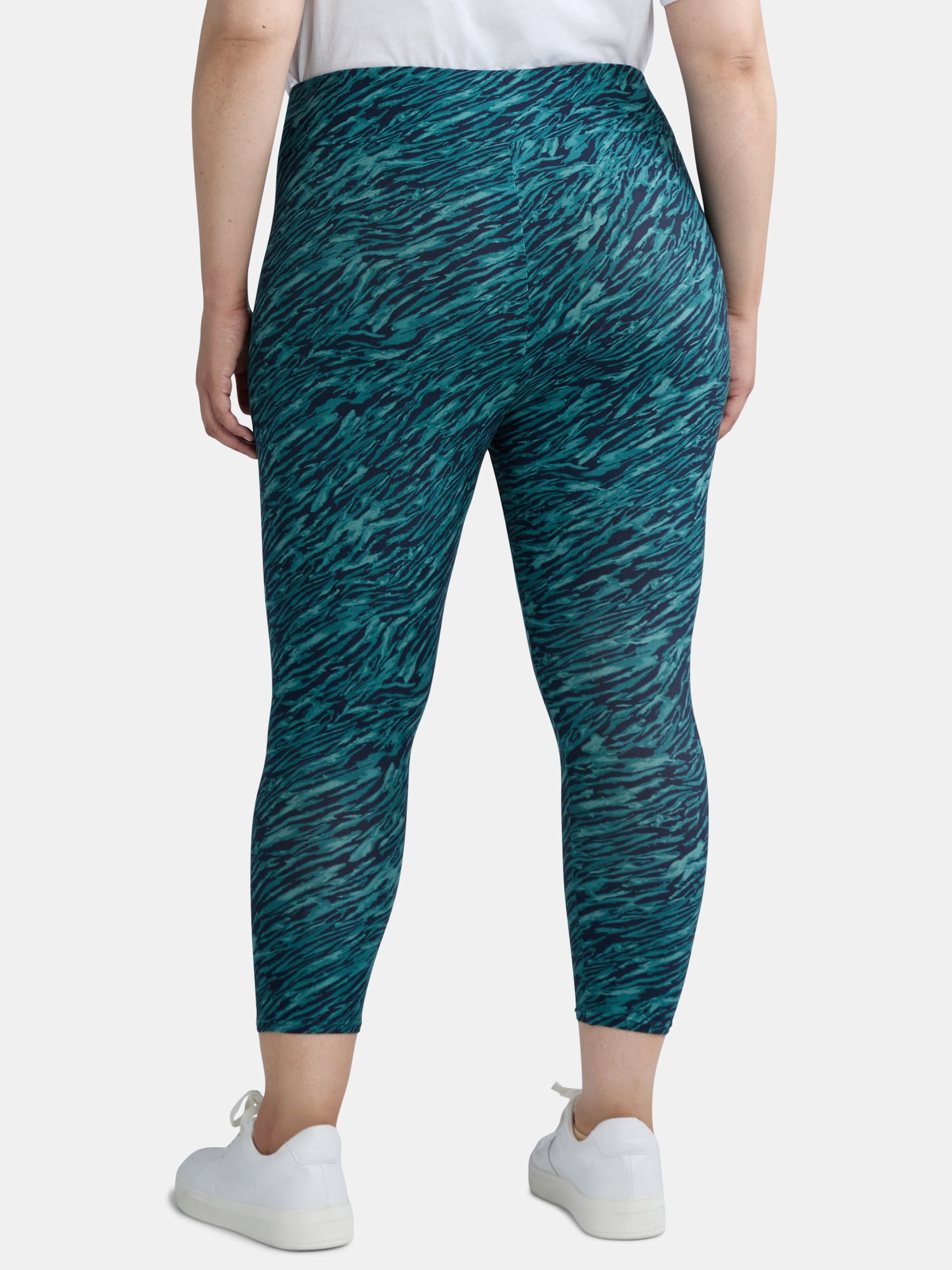 Terra & Sky's Women's Plus Capri Leggings, 2-Pack