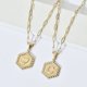thumbnail image 1 of Collar con colgante de 26 letras en varias capas, tendencia hexagonal, cadena de cuello de clavícula femenina que combina con todo, 1 of 5