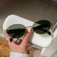 thumbnail image 1 of Gafas de sol con forma de ojo de gato para hombre y mujer, lentes de sol elipse con protección UV400, ideales para viajes al aire libre y conducir, 1 of 5