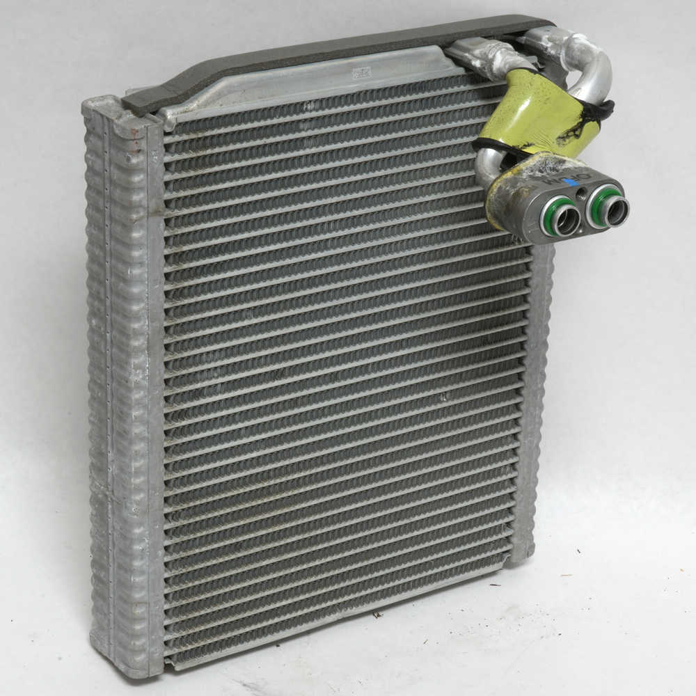 UAC EV 9409313PFC Evaporator Parallel Flow