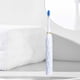 thumbnail image 5 of Cepillo de dientes eléctrico automático para adultos | Tecnología de vibración sónica con 4 cabezales | Recargable por USB y resistente al agua | Blanco, rosa y azul, 5 of 6