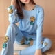 thumbnail image 4 of Conjunto de ropa de noche de dos piezas para mujer, pijama de piña roja suelta, suave, 1 Juego, 4 of 4
