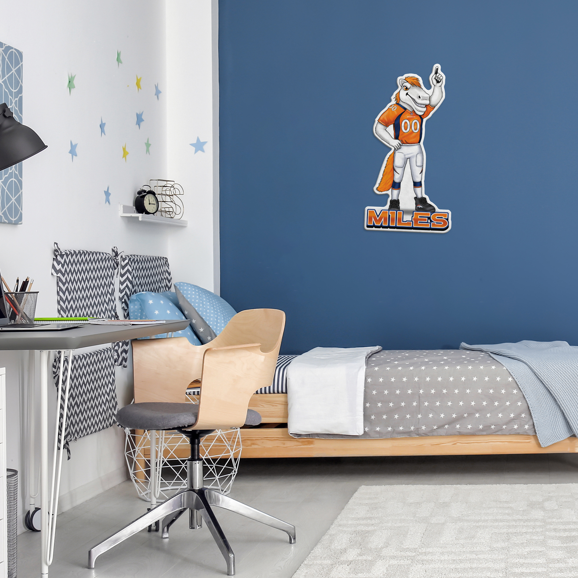 BRONCOS SHAPE CUT MASCOT LOGO PENNANT WITH HEADER CARD