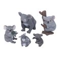 thumbnail image 2 of 5 figuras de koala de diferentes estilos, realistas, con ricos detalles, de plástico suave, para decoración de escritorios y estantes del hogar., 2 of 14