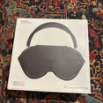 thumbnail image 4 of A-p-p-l-e AirPods Max Space Gray Brand new, 4 of 5