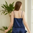 thumbnail image 4 of Pijama de seda para mujer, pantalones cortos con escote en V y tirantes de seda, conjunto de ropa de casa de dos piezas de moda sexy, 4 of 5