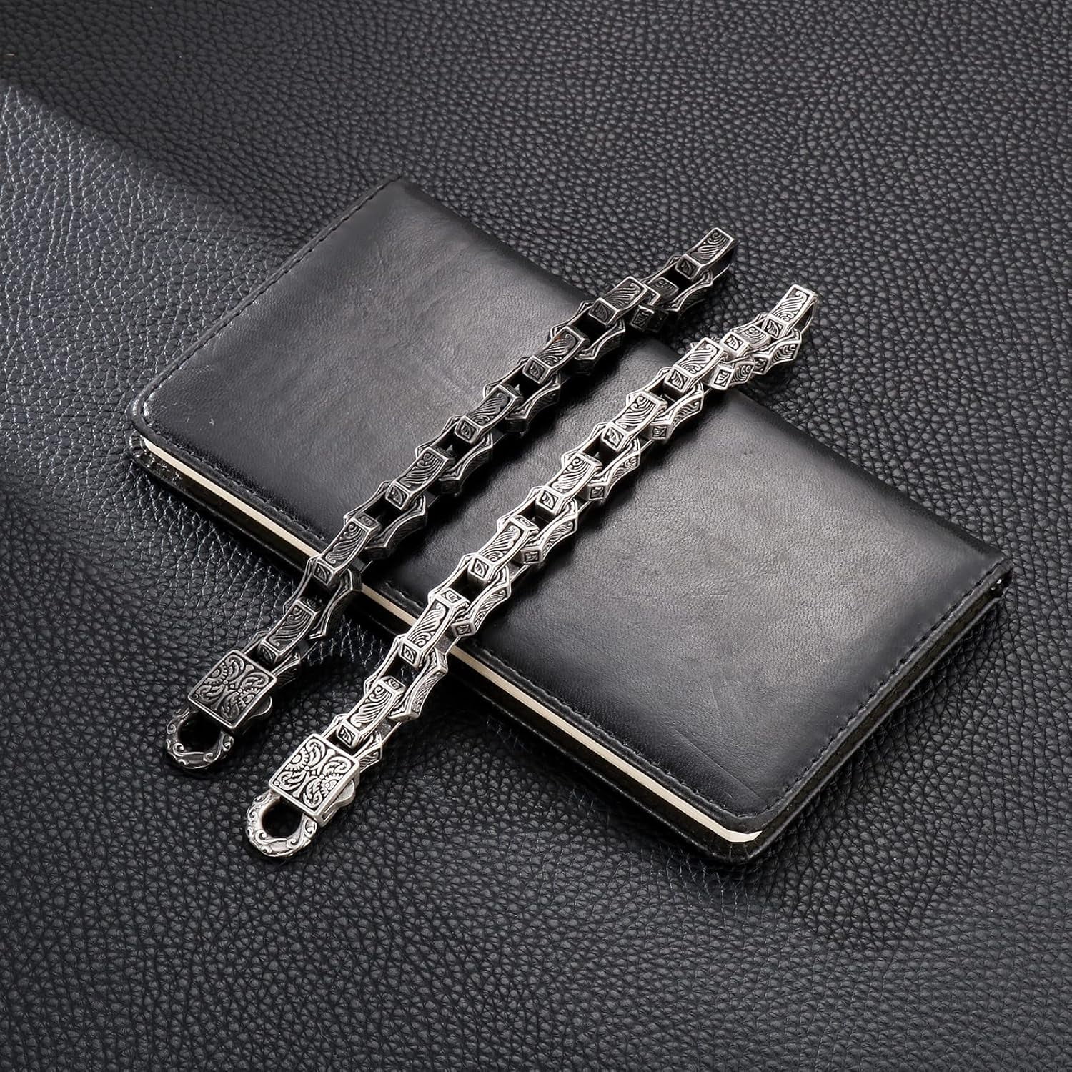Cuban Link Bracelet for Men Stainless Steel Wave Engraved Chain Men's Bracelet Vintage Silver Bracelet for Men Unique Jewelry Gifts for Him