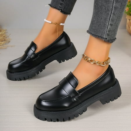 

XIAOGZAHUOP Comfortable Black Platform Loafers for Women Slip On Round Toe Shoes All-Match Preppy Loafers perfect for Commuting in Style and Comfort