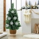 thumbnail image 4 of Adornos de espuma de copos de nieve de Navidad | Paquete de 6 colgantes de árboles | Decoración blanca texturizada 3D ligera y duradera | Acabado mate irrompible | Fácil instalación para el hogar,, 4 of 6