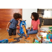Hot Wheels Mega Garage Toy Car Race Track & Playset, Stores 35+ 1:64 Scale Vehicles
