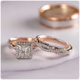 thumbnail image 4 of Anillos de pareja con dijes para hombre, diamantes de imitación de acero inoxidable, circón, conjunto de alianzas de boda para mujer, joyería para el Día de San Valentín, 4 of 5