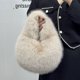 thumbnail image 1 of Bolso portátil para mujer, bolso popular de otoño e invierno, bolso de felpa de nicho de alto sentido, bolso de mano, 1 of 5